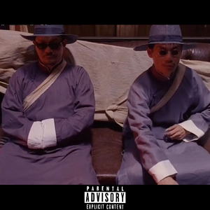 美女把🐻让男生玩
